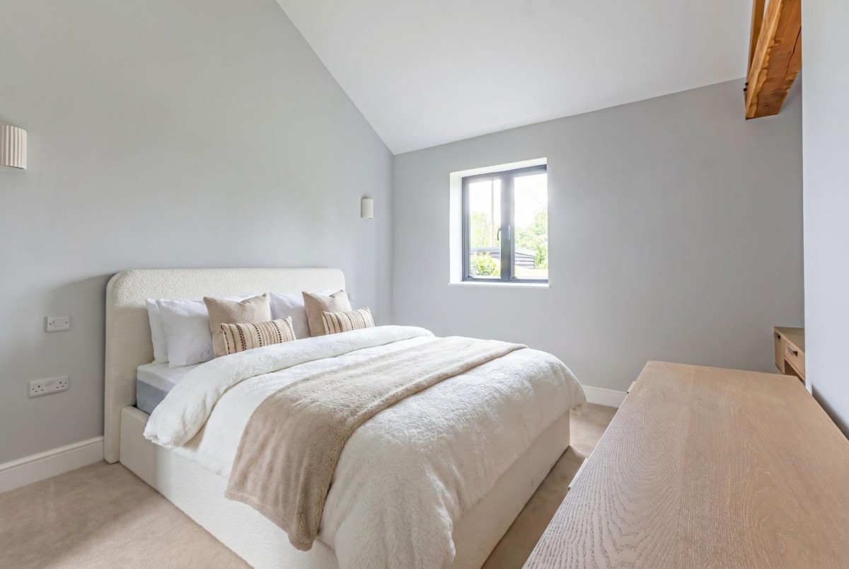 Glebe Farm, Stewkley Road, Wing