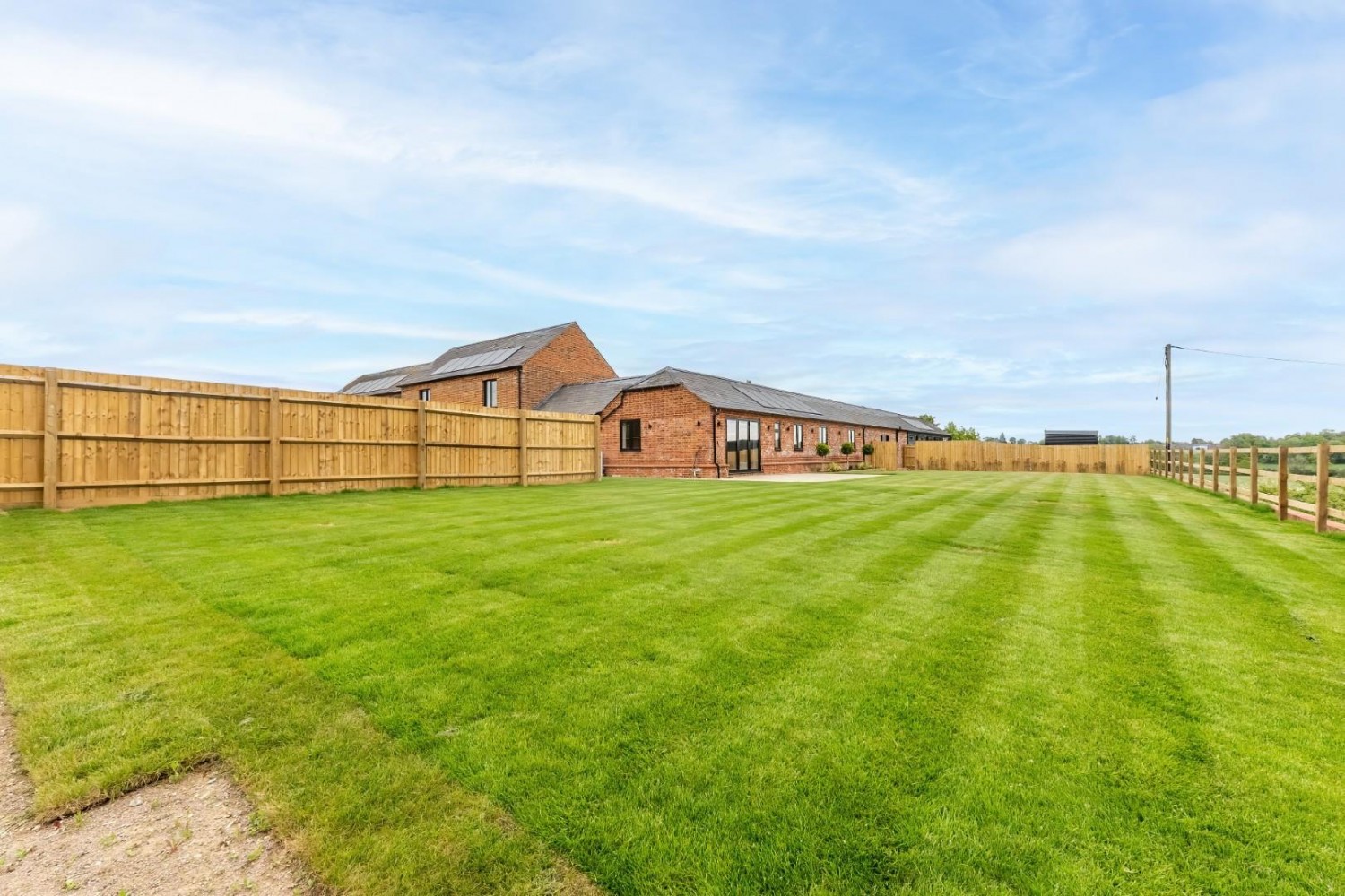 3 bedroom House for sale in Glebe Farm, Stewkley Road, Wing