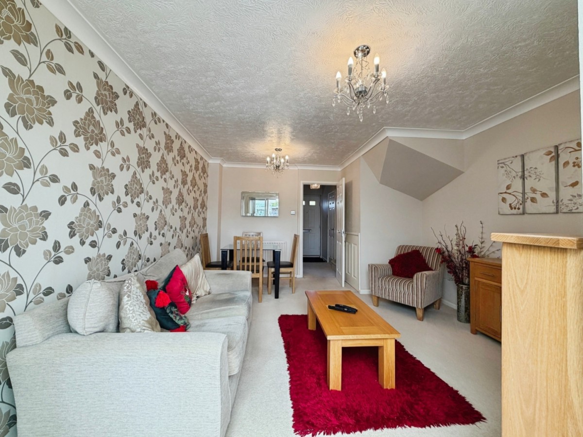 Peregrine Close, Hythe