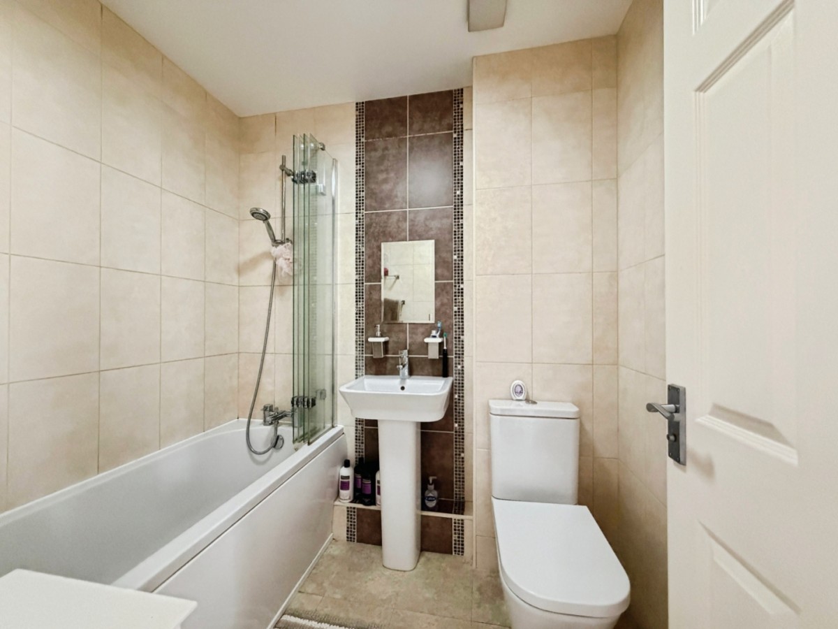 Peregrine Close, Hythe