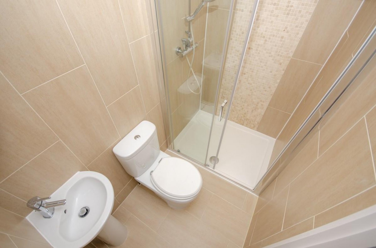 Stockwell Drive, Mangotsfield, Bristol, BS16 9DW