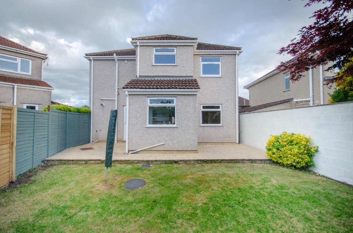 Stockwell Drive, Mangotsfield, Bristol, BS16 9DW
