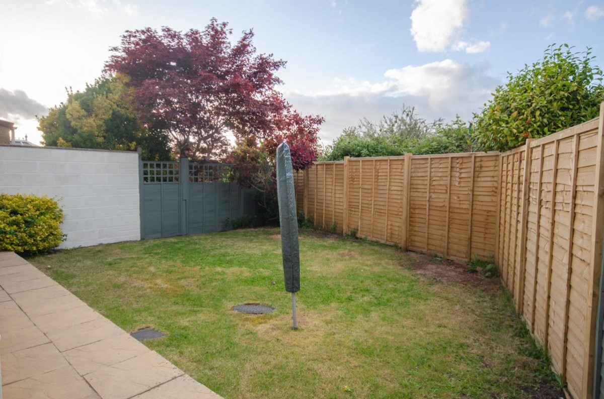 Stockwell Drive, Mangotsfield, Bristol, BS16 9DW