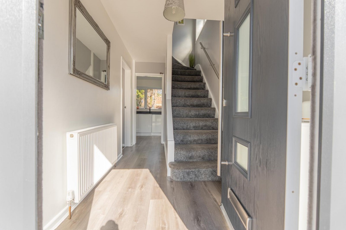 Maypole Drive, Old Quarter, Stourbridge, DY8 3TZ