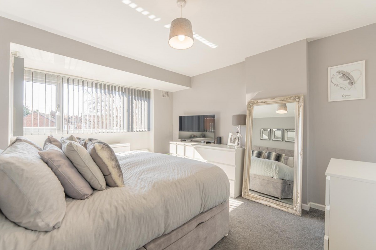 Maypole Drive, Old Quarter, Stourbridge, DY8 3TZ