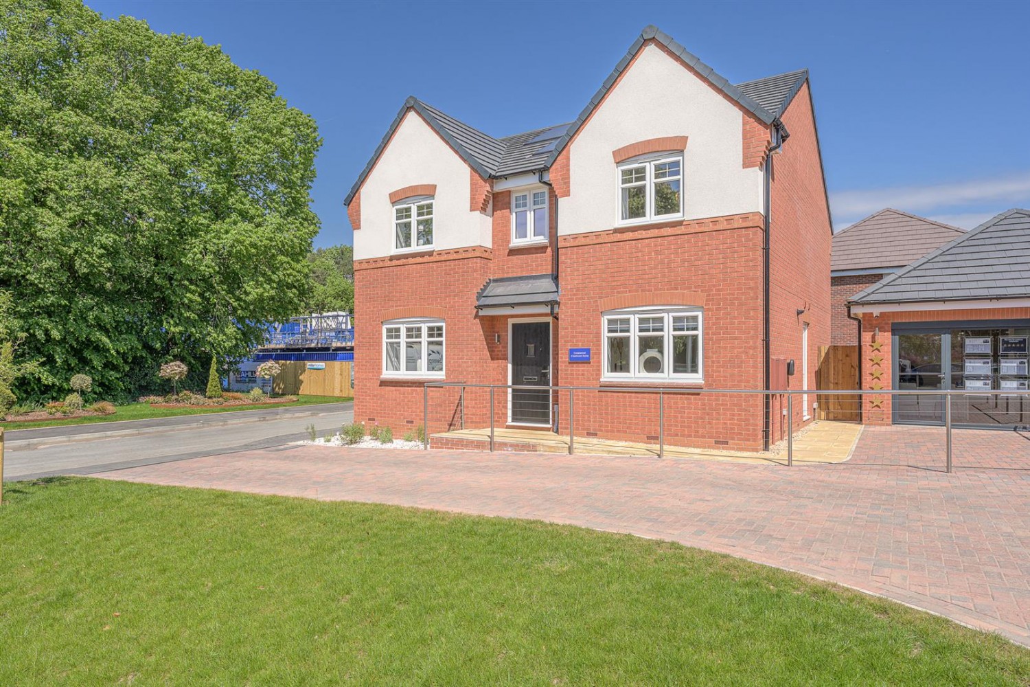 Pauline Hayward Drive, Blakedown, Kidderminster, DY10 3GU