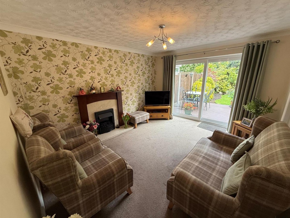 Fieldfare Close, Cradley Heath, B64 5QH