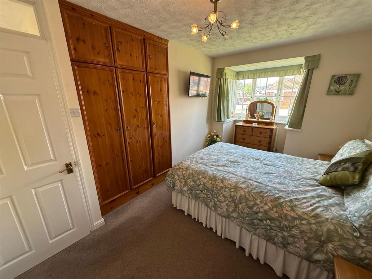 Fieldfare Close, Cradley Heath, B64 5QH