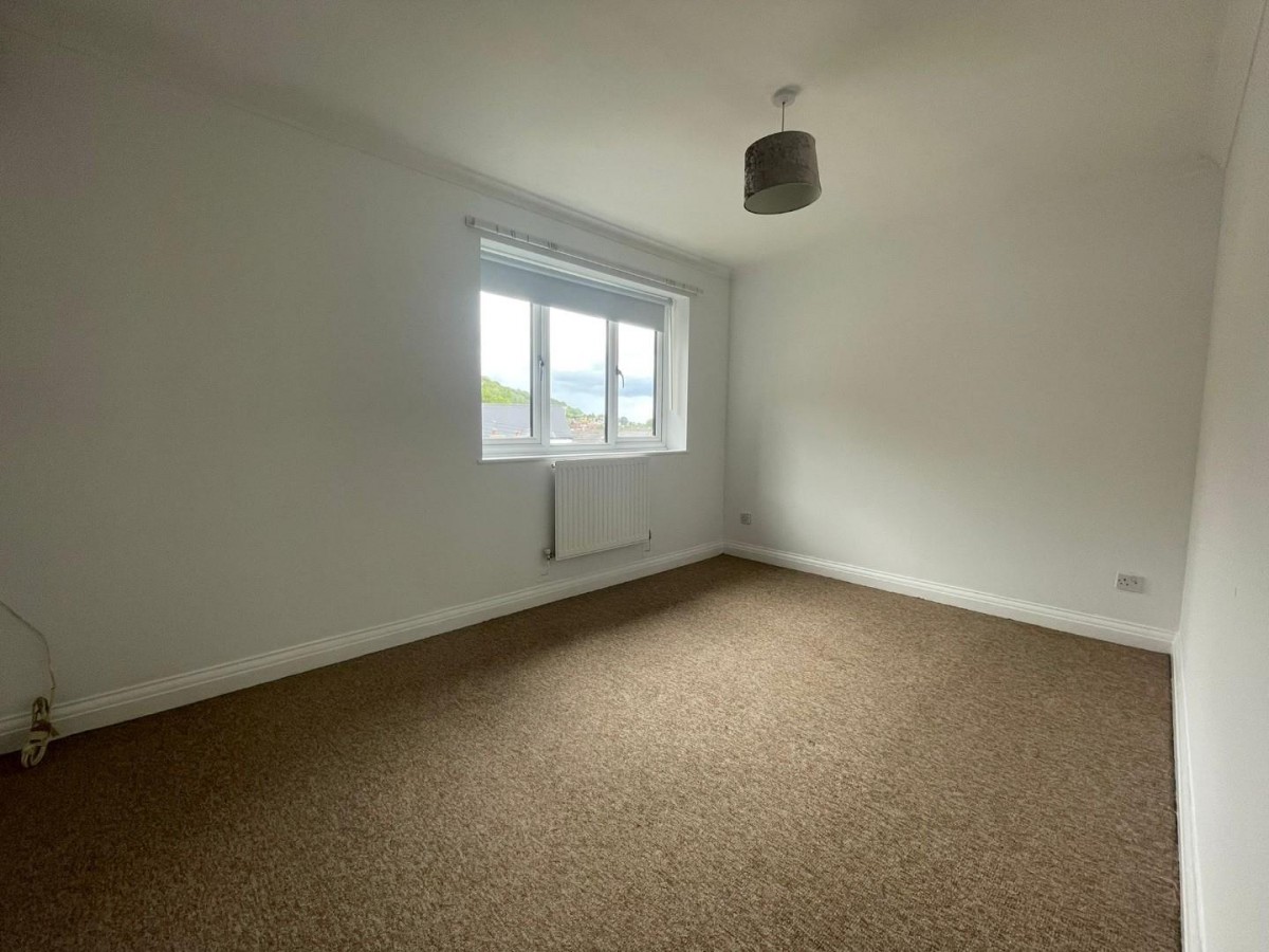 Weavers Close, Dursley, GL11 4LR