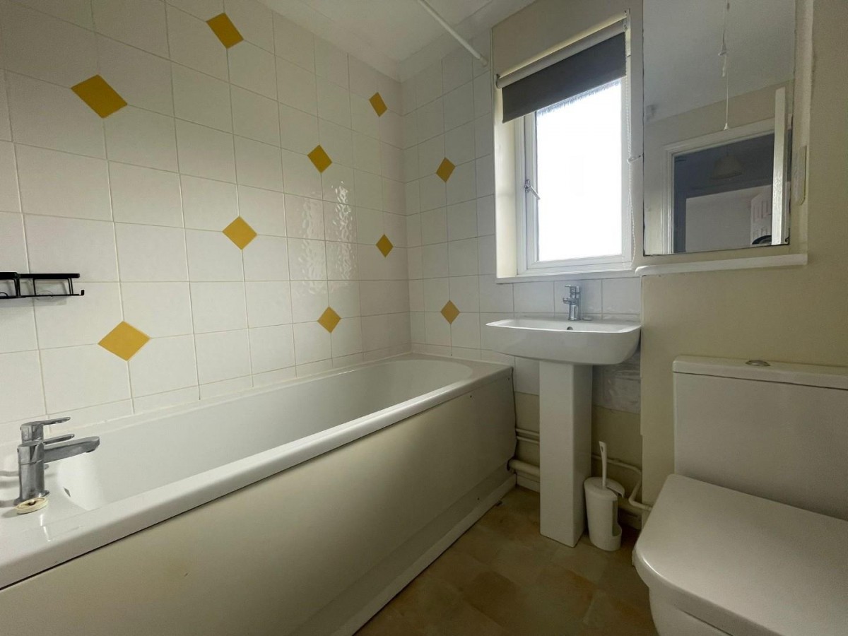 Weavers Close, Dursley, GL11 4LR