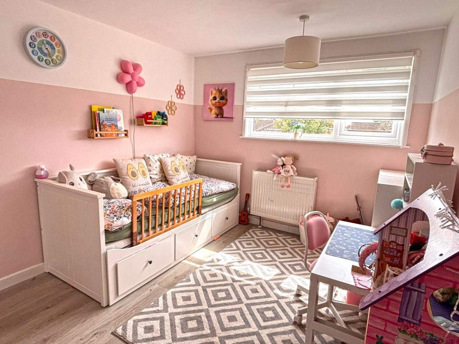 Laburnum Close, Ambrosden, Bicester