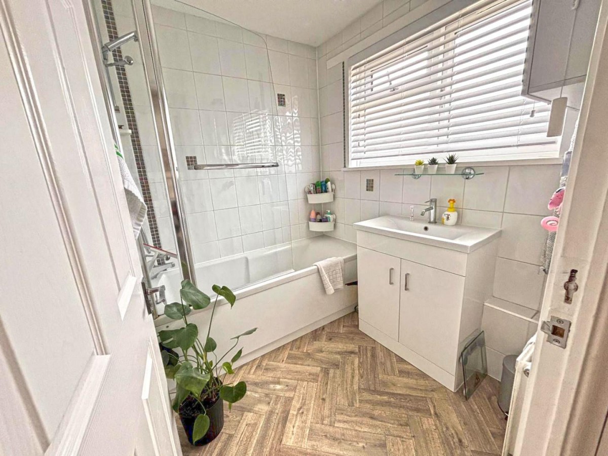Laburnum Close, Ambrosden, Bicester
