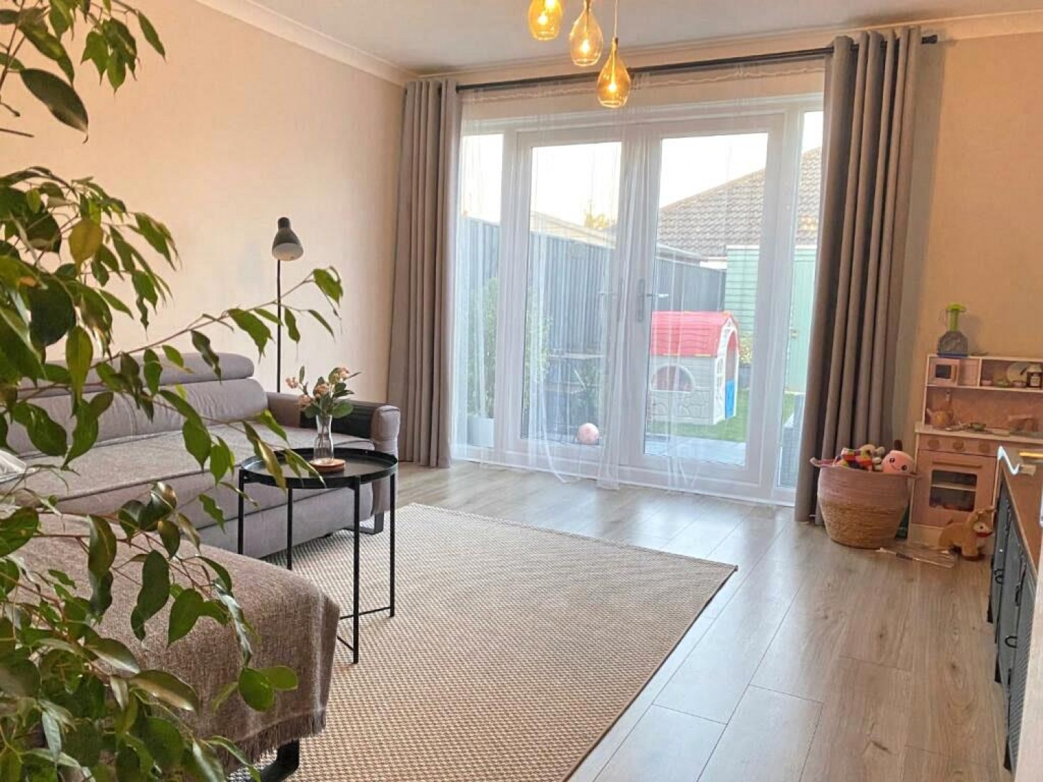 Laburnum Close, Ambrosden, Bicester