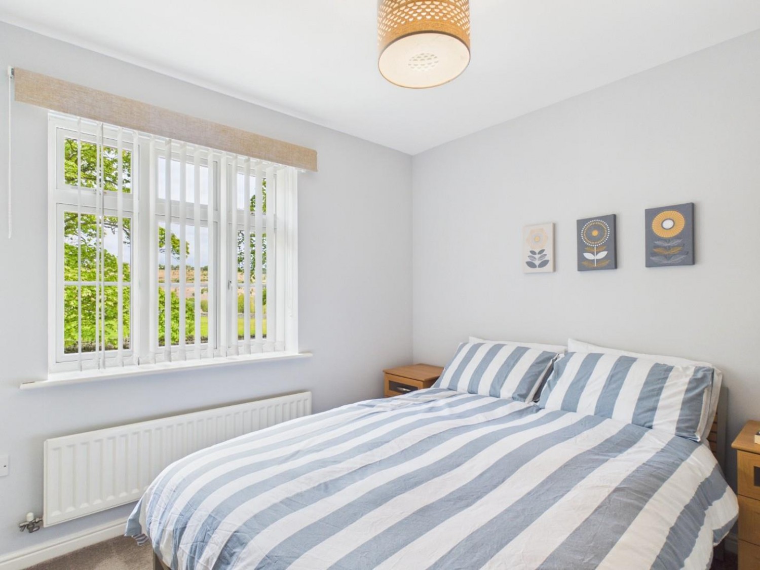Odile Mews, Bingley