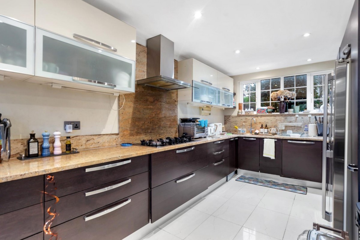 Hermitage Lane, Golders Green, London, NW2