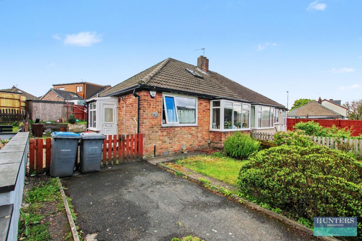 Warwick Road, Bradford, BD4 7RA