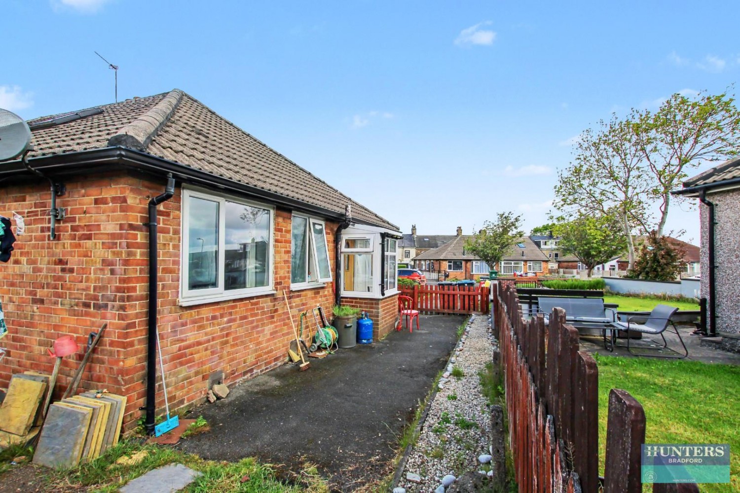 Warwick Road, Bradford, BD4 7RA