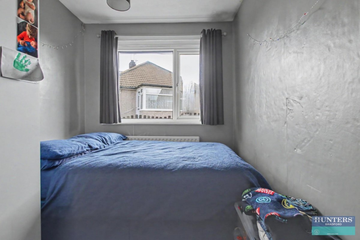 Warwick Road, Bradford, BD4 7RA