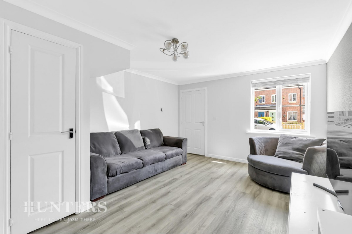 Union Road, Wardle, OL12 9QA