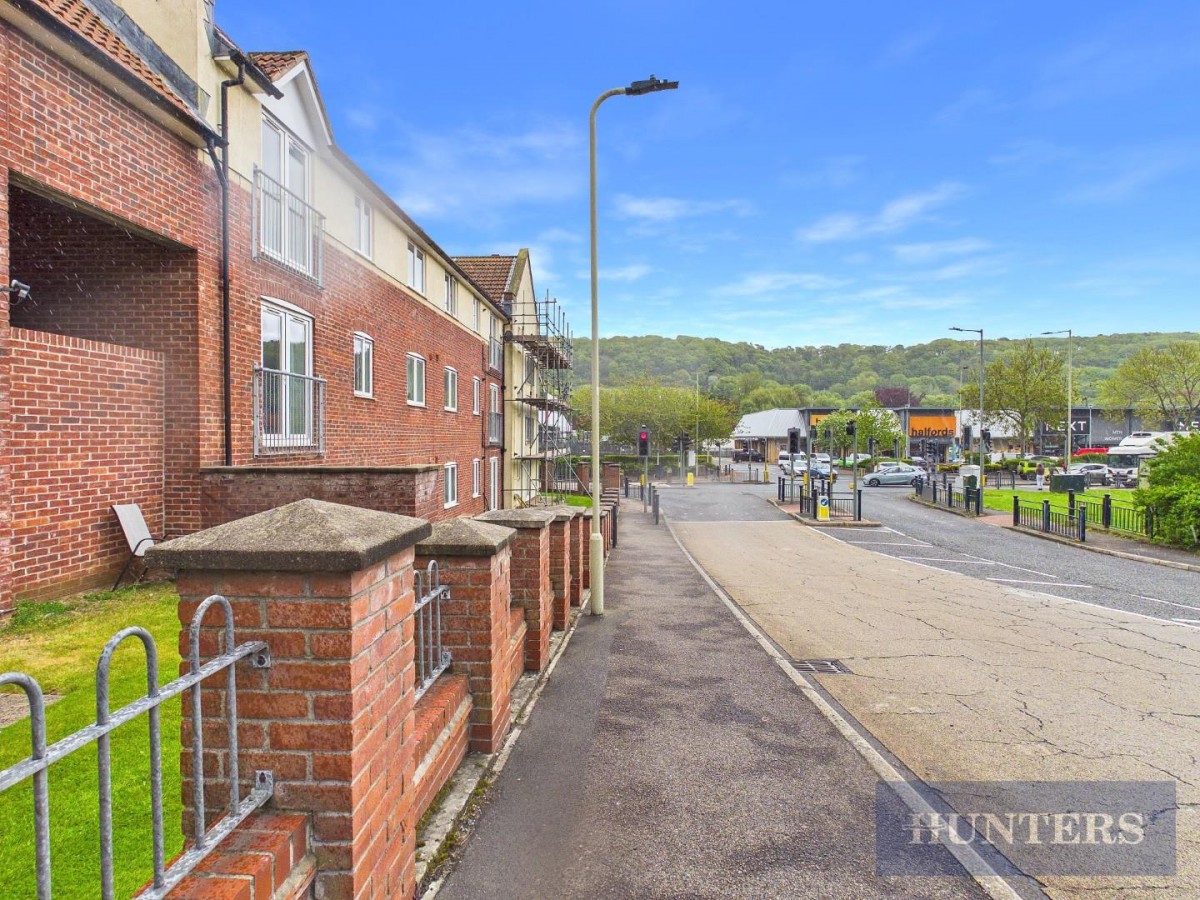 Ingle Close, Scarborough, YO12 4AY