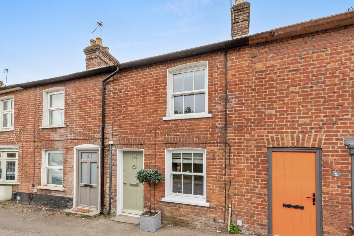 White Lion Road, Amersham, Buckinghamshire, HP7 9JR