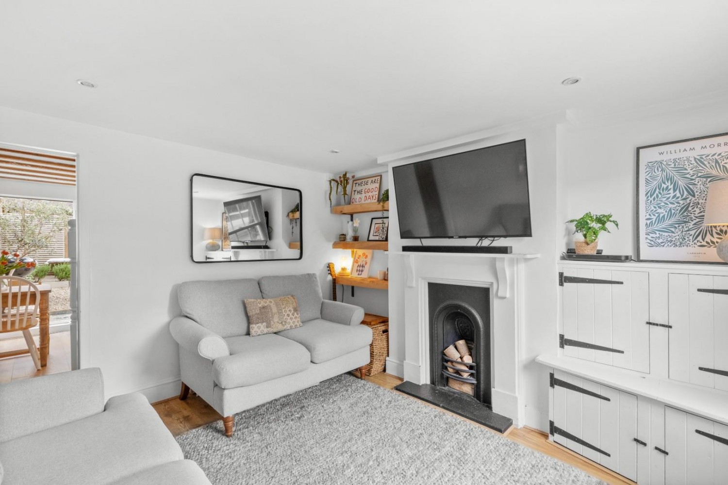 White Lion Road, Amersham, Buckinghamshire, HP7 9JR
