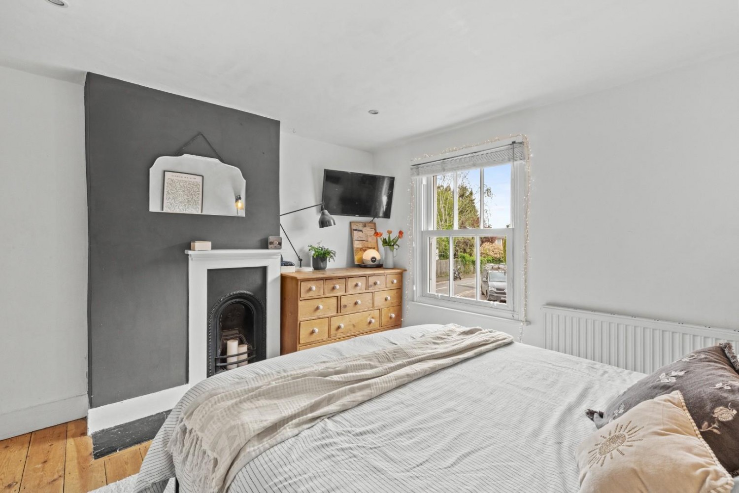 White Lion Road, Amersham, Buckinghamshire, HP7 9JR