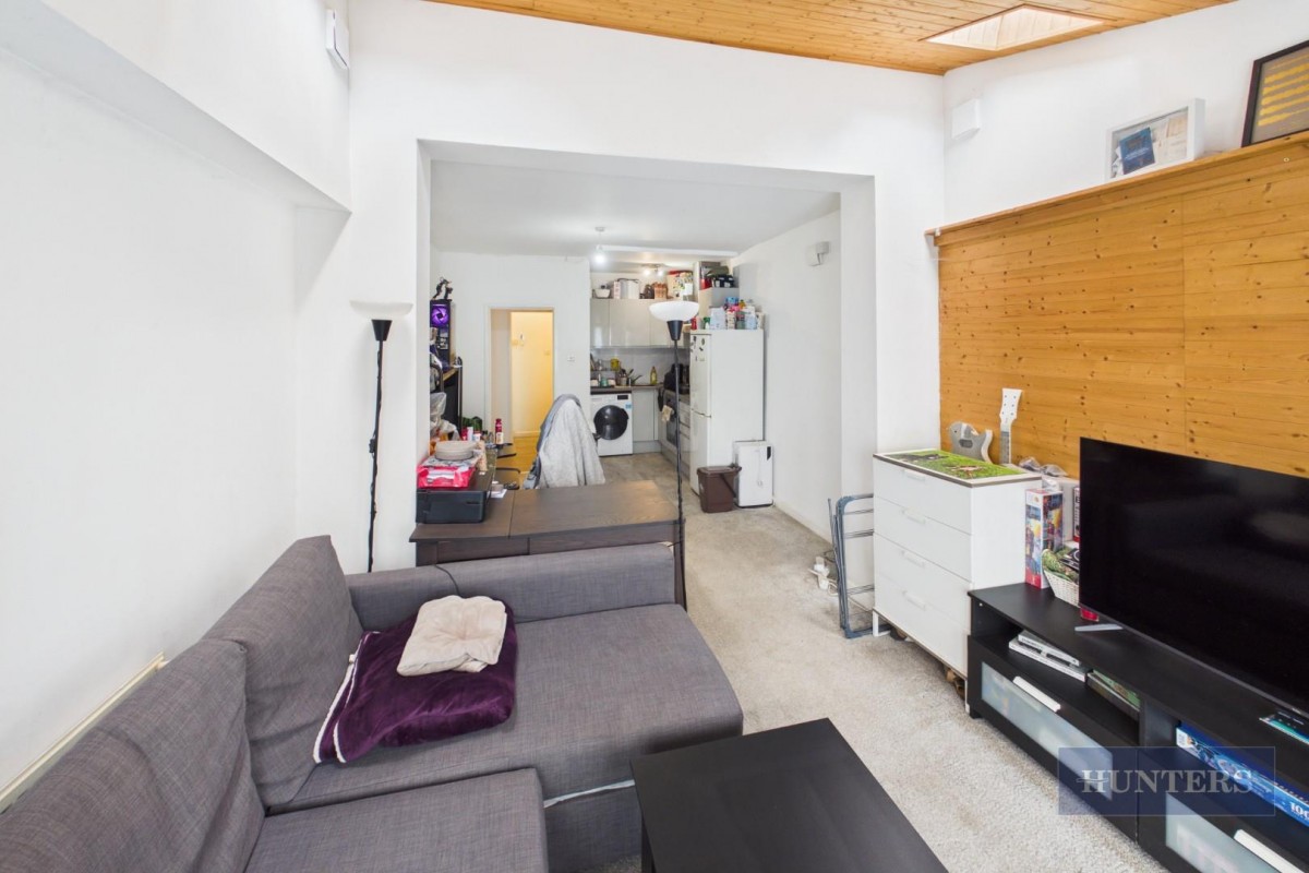 Flat 1 12 Athelstan Road, Southampton