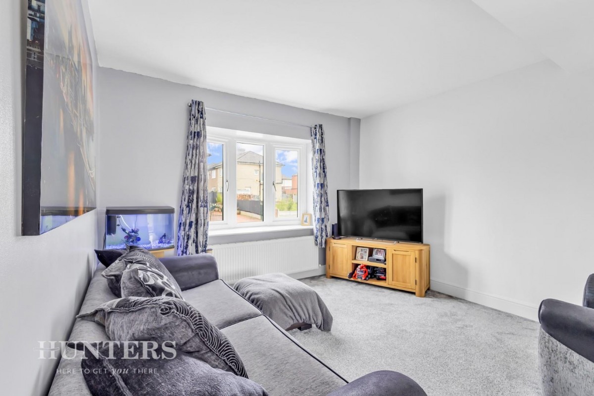 Princess Avenue, Great Howarth, OL12 9HT