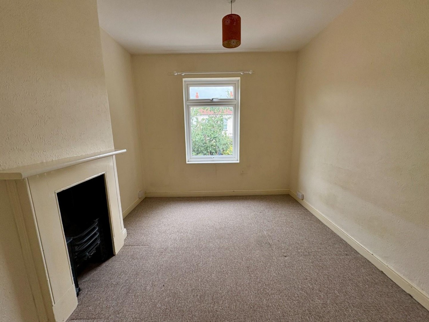 2 bedroom House for sale in Hanover Street, Barton Hill, Bristol BS5 9QP