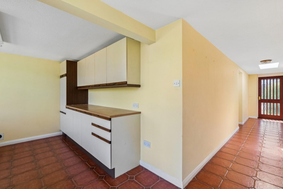 Longfield Drive, Amersham, Buckinghamshire, HP6 5HD