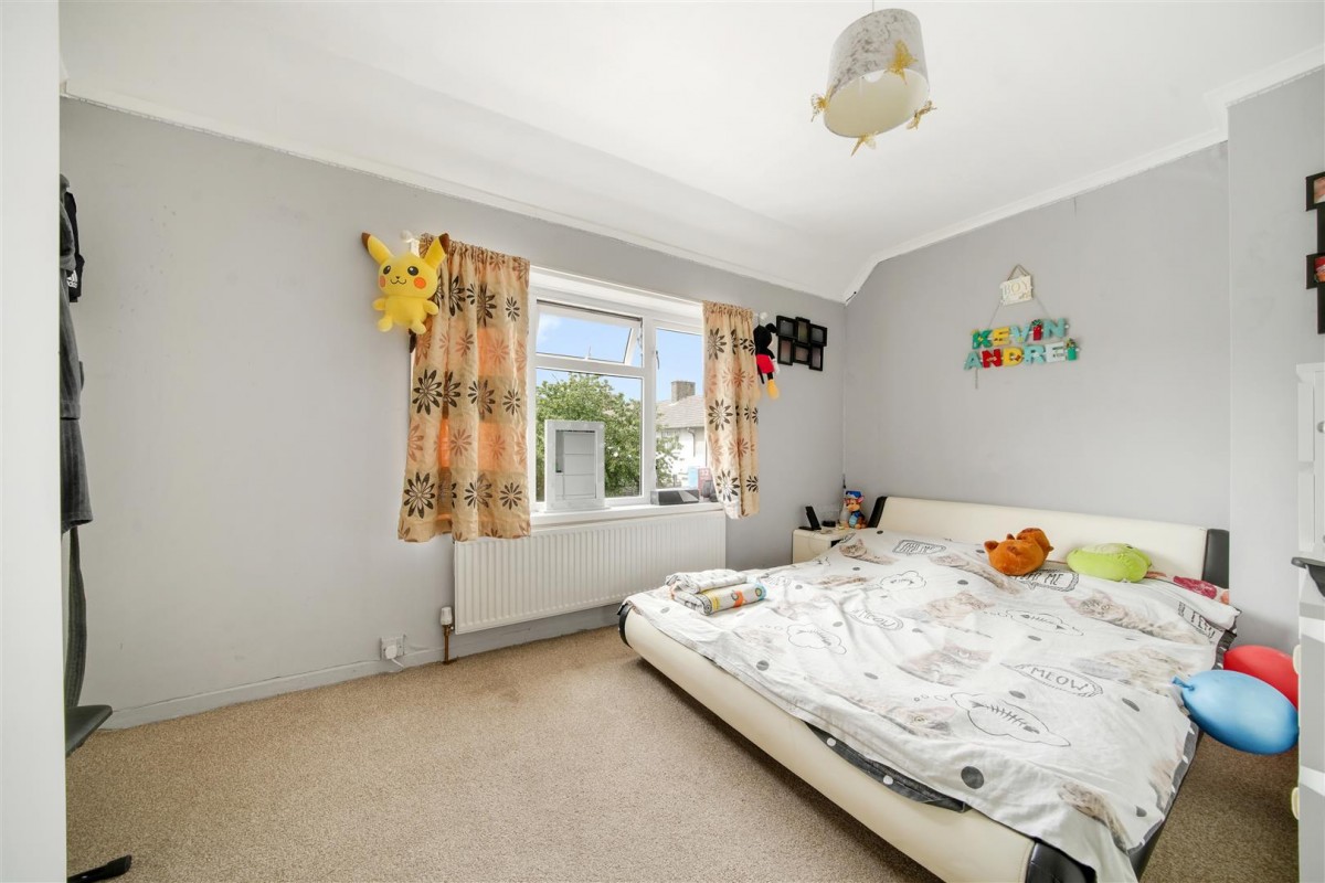 Cannington Road, Dagenham, RM9