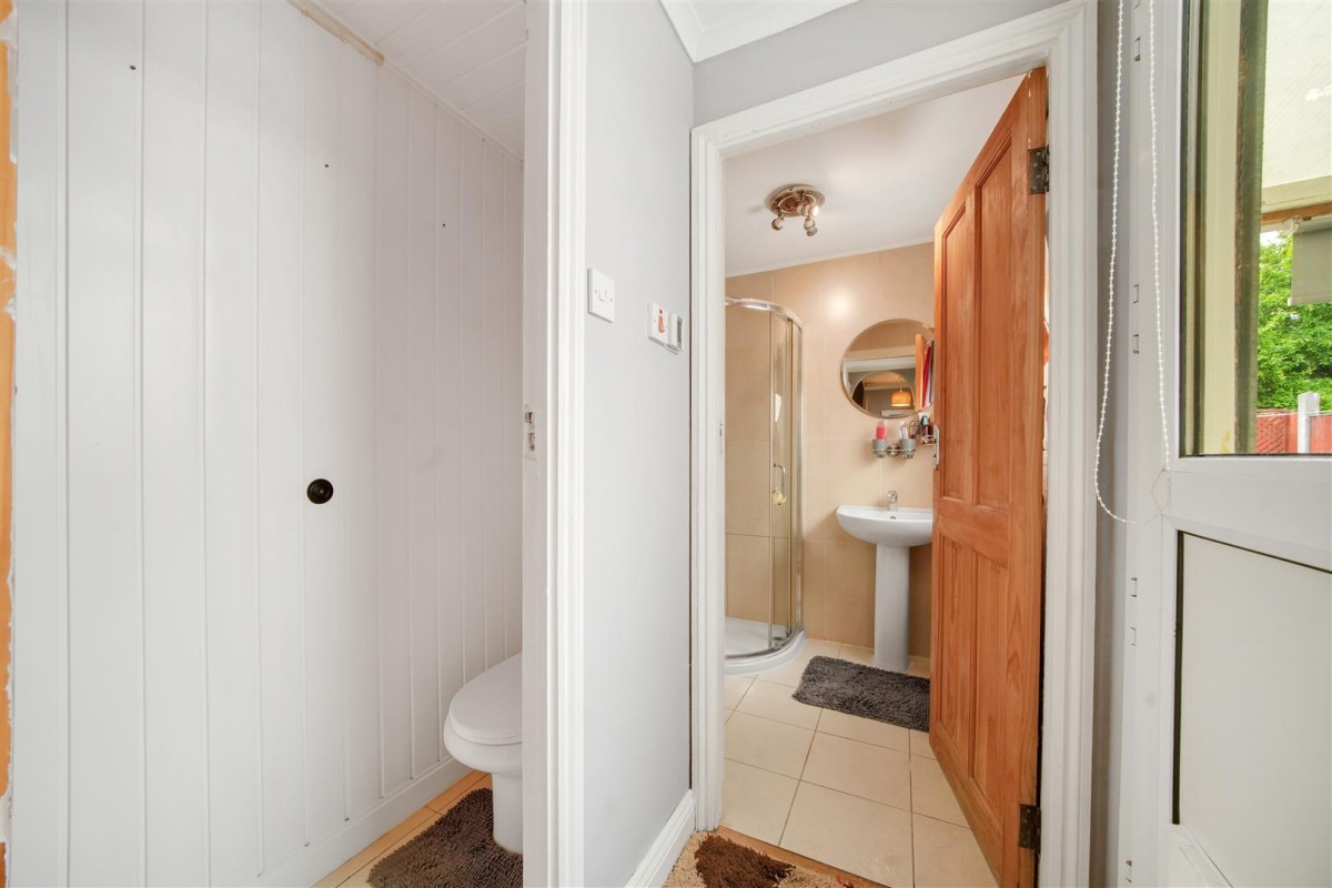 Cannington Road, Dagenham, RM9