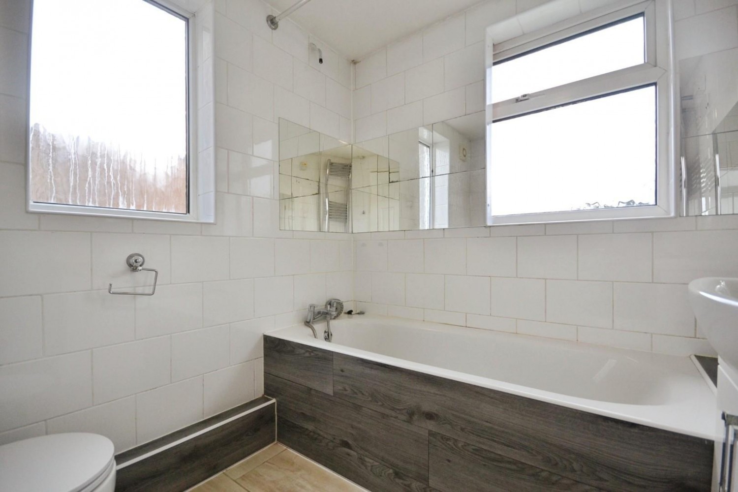 3 bedroom House for sale in Basingstoke Road, Reading