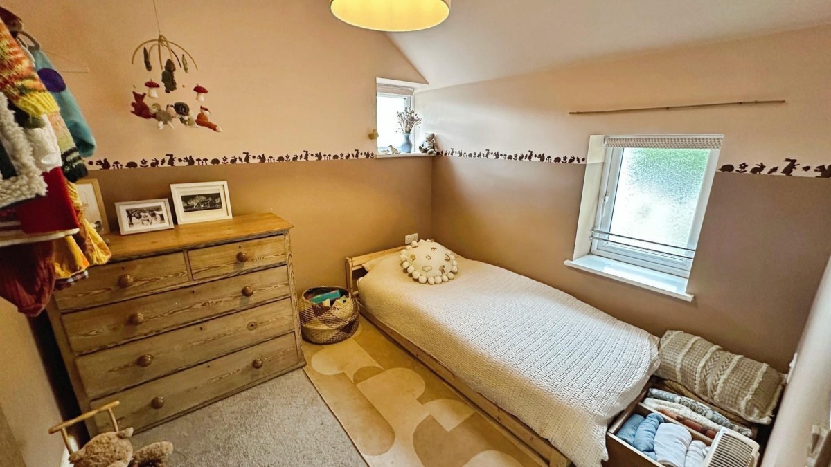 Redhill Drive , Fishponds, Bristol, BS16 2AG