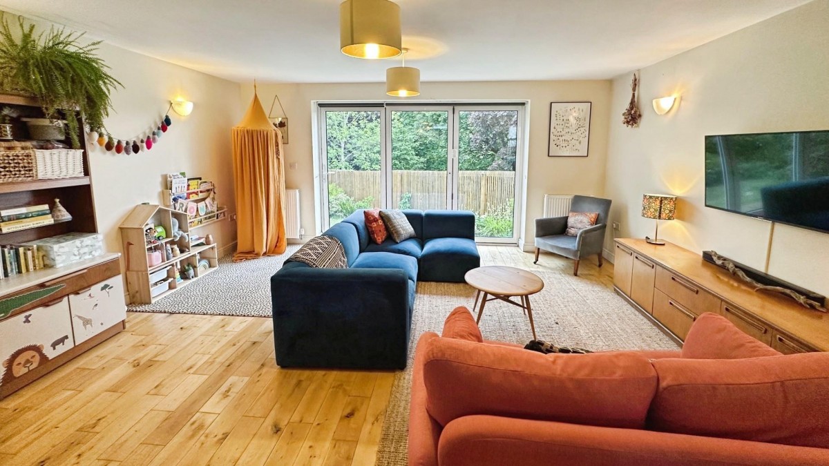 Redhill Drive , Fishponds, Bristol, BS16 2AG
