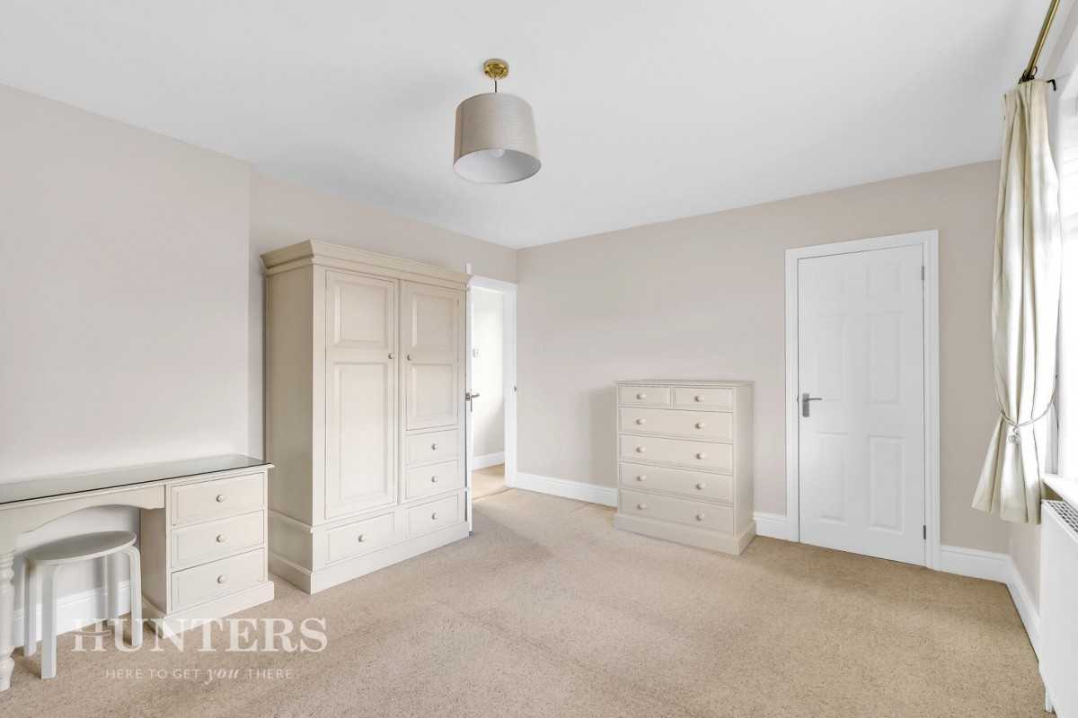 Elm Grove, Wardle OL12 9LF