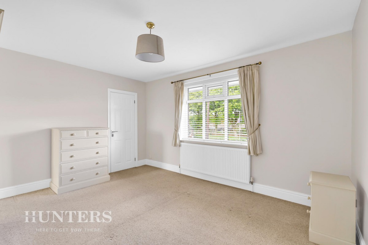 Elm Grove, Wardle OL12 9LF