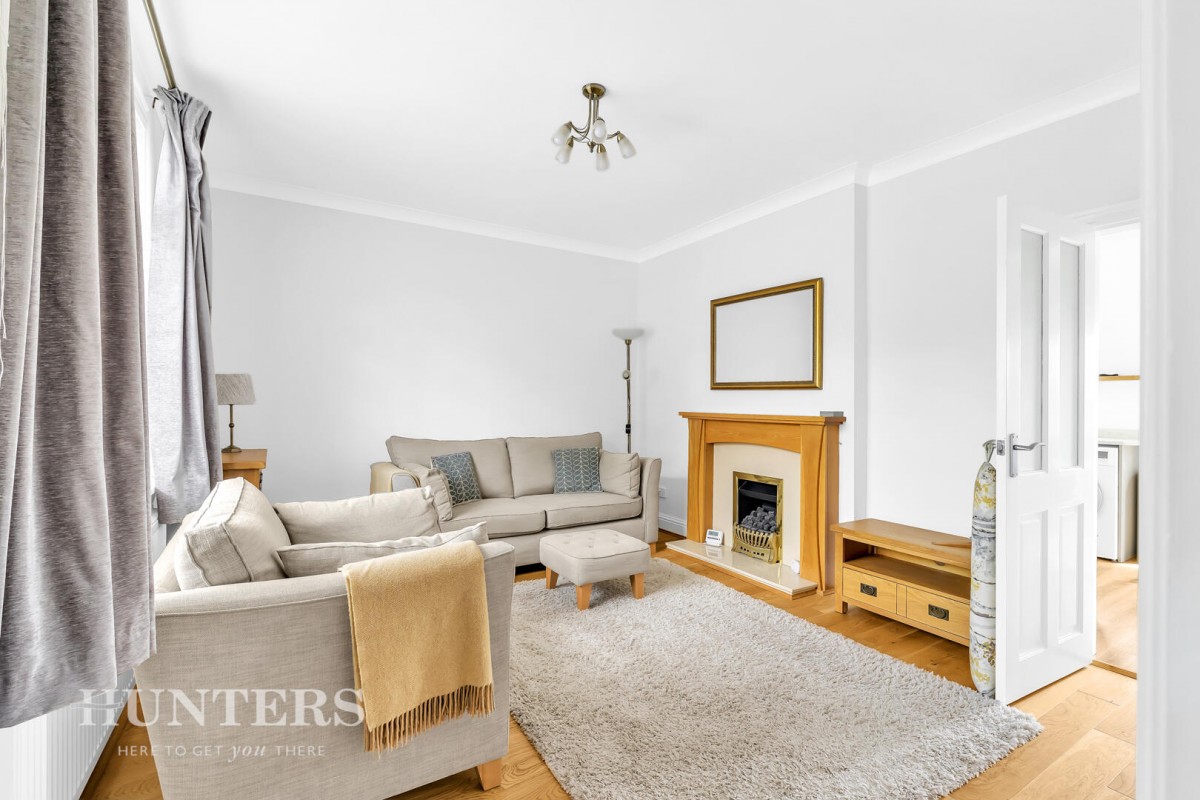 Elm Grove, Wardle OL12 9LF