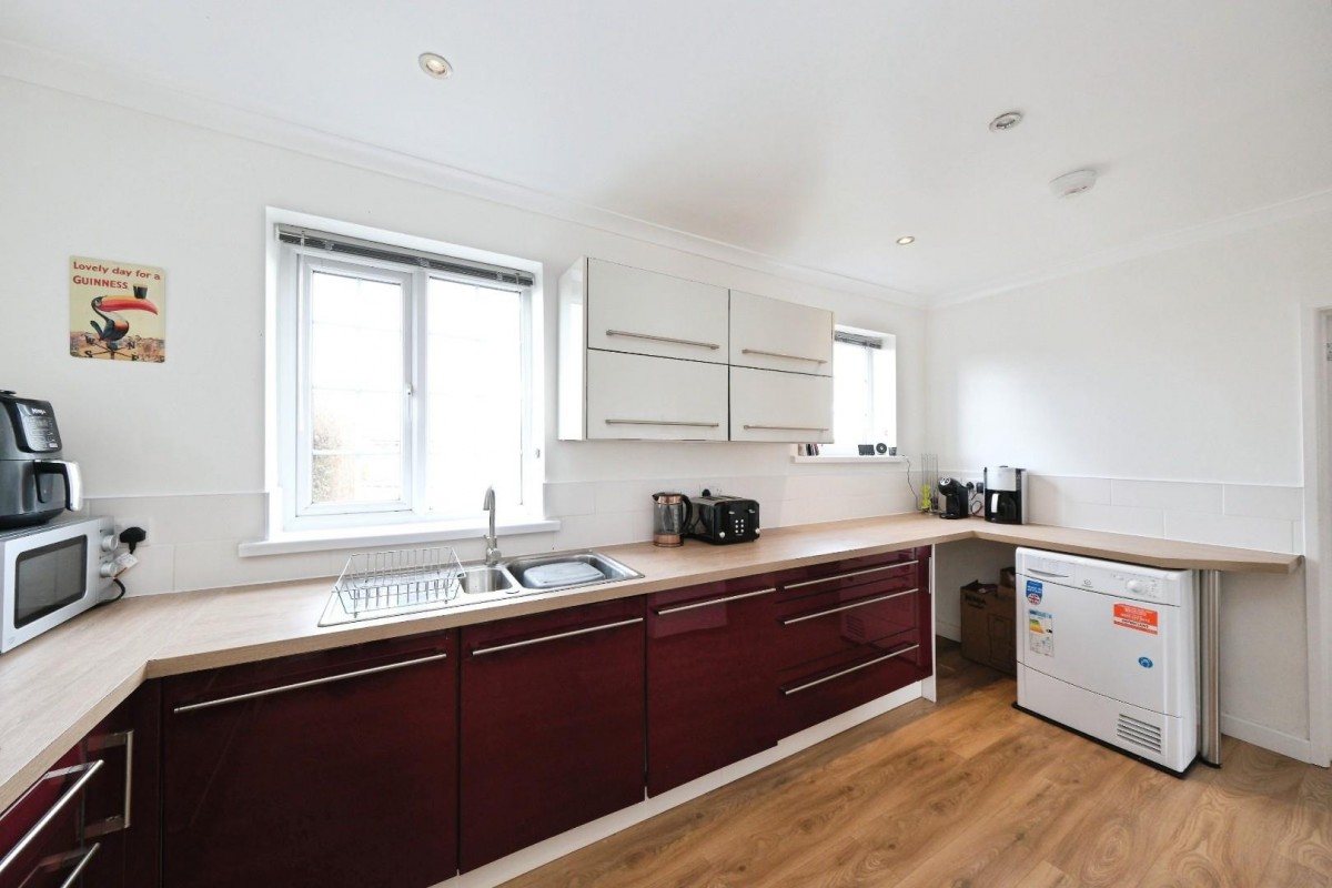 Cotleigh Avenue, Sheffield, South Yorkshire, S12 4HQ