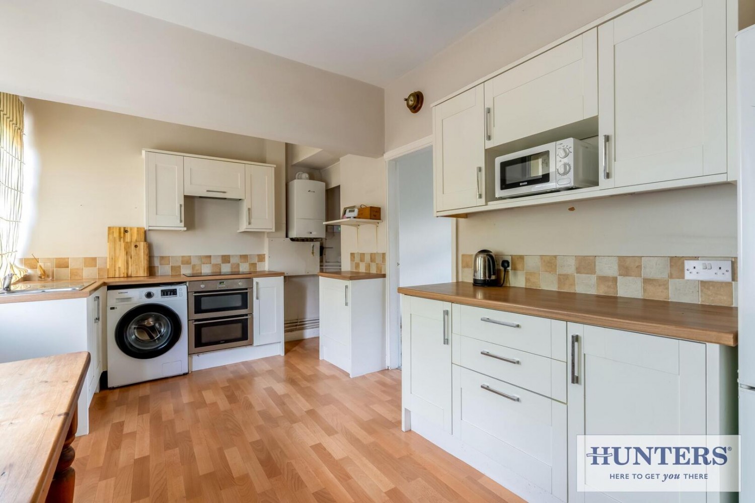 3 bedroom House for sale in Rufford Drive, Yeadon, Leeds