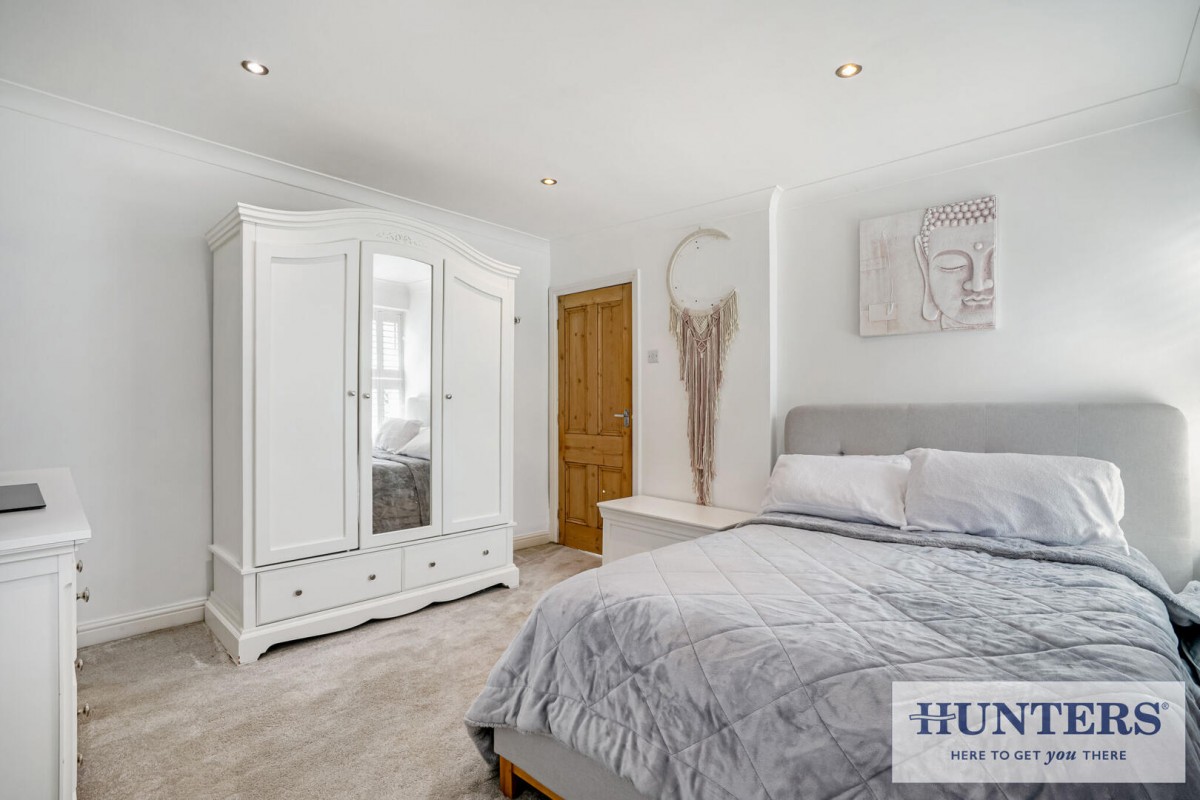 Larkfield Road, Rawdon, Leeds