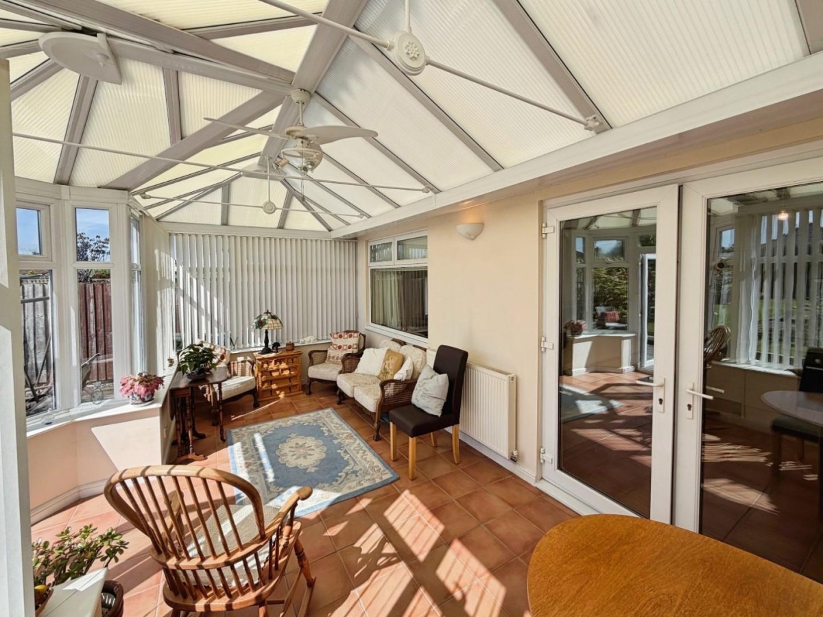 Glenesk Road, Great Sutton