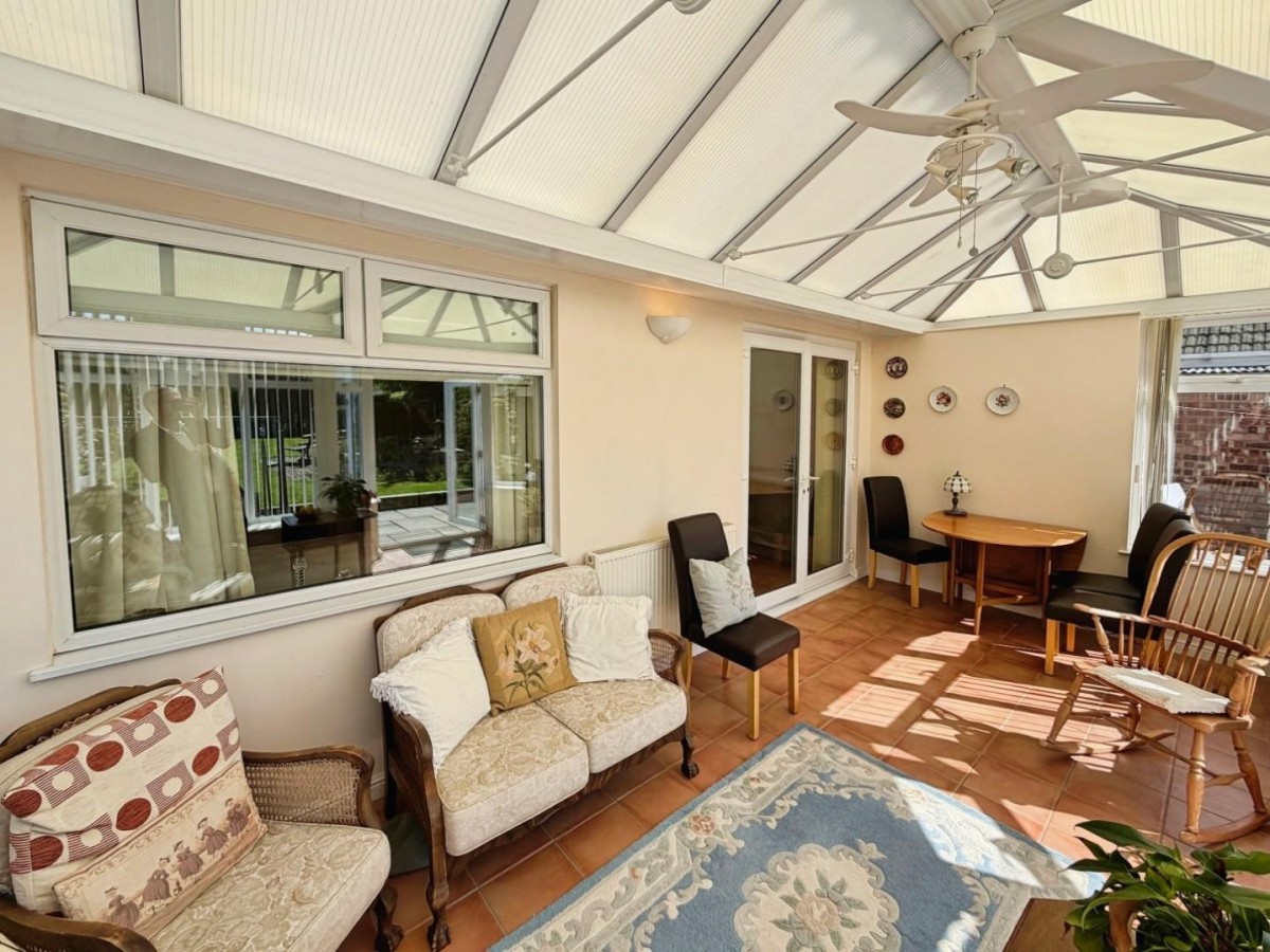 Glenesk Road, Great Sutton