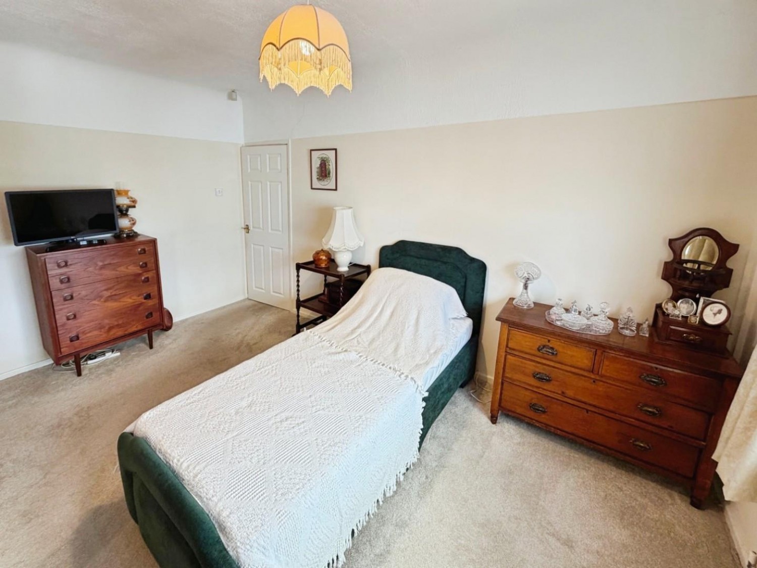 3 bedroom Bungalow for sale in Glenesk Road, Great Sutton