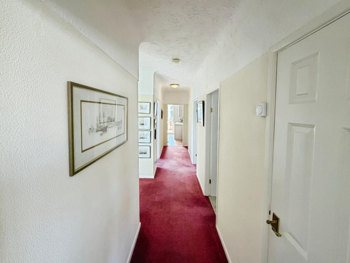 Glenesk Road, Great Sutton