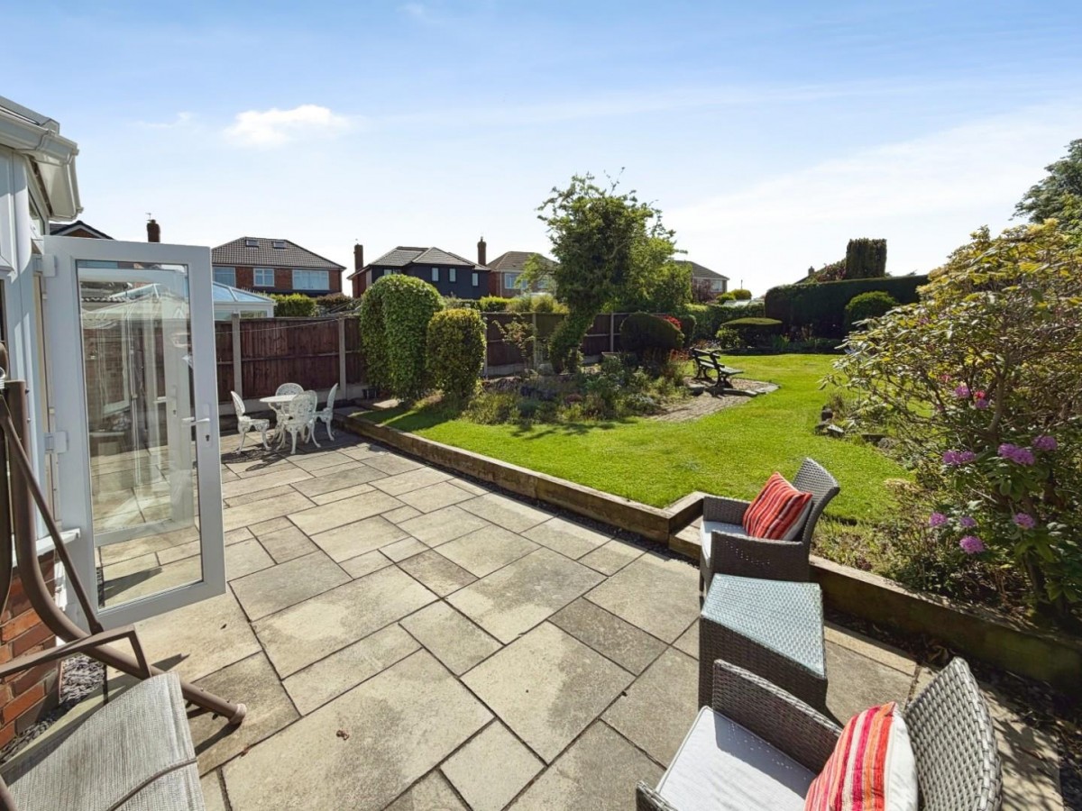 Glenesk Road, Great Sutton