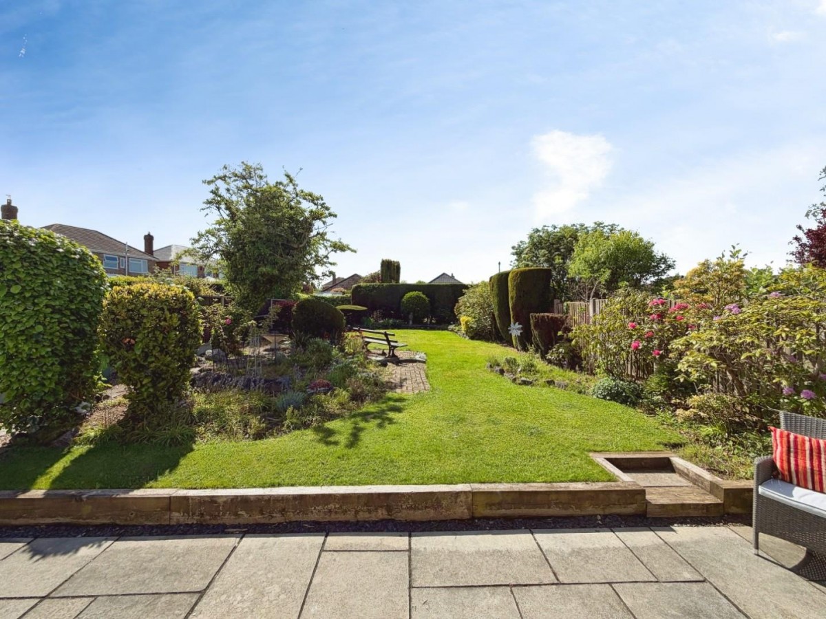 Glenesk Road, Great Sutton