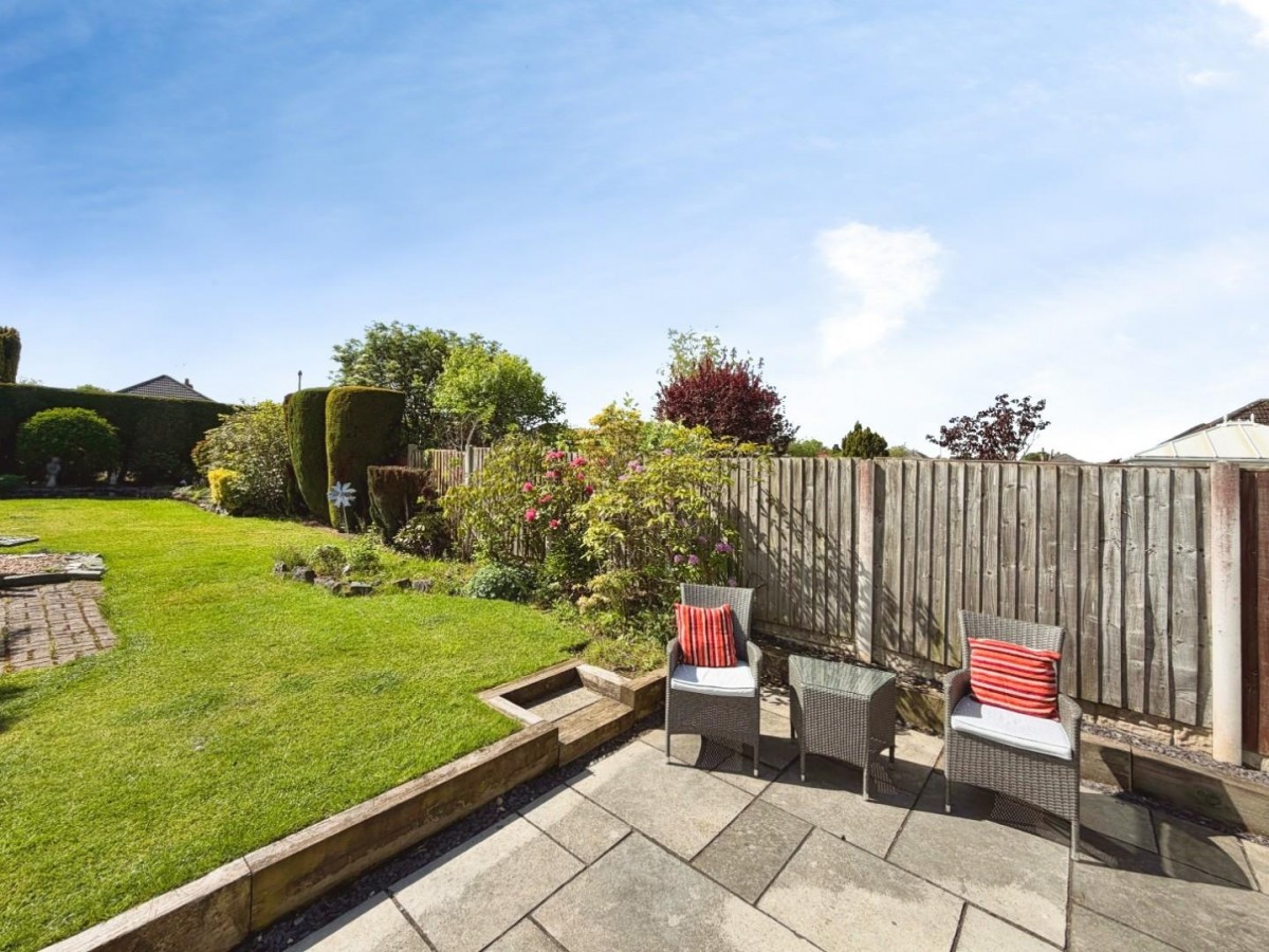 Glenesk Road, Great Sutton