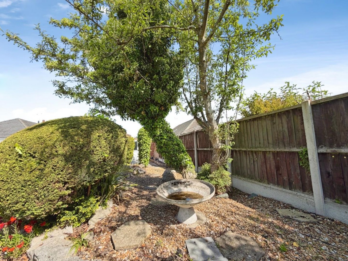 Glenesk Road, Great Sutton